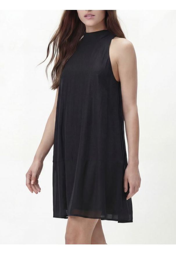 Reserved - Sukienka mini z lyocellem - czarny. Kolor: czarny. Materiał: tkanina. Długość: mini