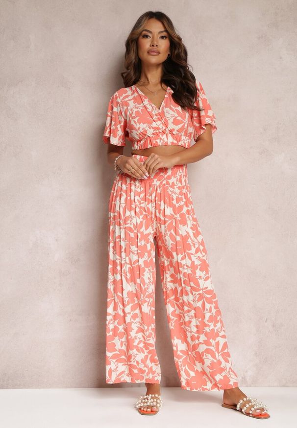 Renee - Pomarańczowy 2-częściowy Komplet z Szerokimi Spodniami i Krótką Bluzką z Wiskozy Steliisa. Kolor: pomarańczowy. Materiał: wiskoza. Wzór: aplikacja, kwiaty