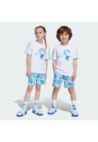 Zestaw Adidas Disney Lilo & Stitch T-Shirt. Kolor: biały, wielokolorowy, niebieski. Wzór: motyw z bajki