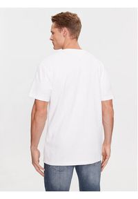 Tommy Jeans T-Shirt Classic Xs Badge DM0DM17870 Biały Classic Fit. Kolor: biały. Materiał: bawełna