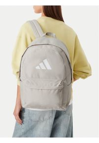 Adidas - adidas Plecak C-CLSC BOS BP JX8860 Beżowy jasny. Kolor: beżowy. Materiał: materiał #1