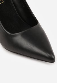 Born2be - Czarne Klasyczne Szpilki Vices ze Skórzaną Wkładką Mivra. Okazja: na co dzień. Kolor: czarny. Materiał: skóra. Obcas: na szpilce. Styl: klasyczny #2