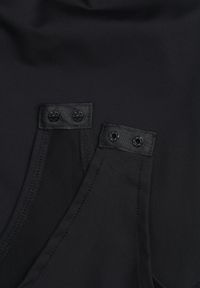 Born2be - Czarne Klasyczne Body z Metalicznymi Aplikacjami na Ramiączkach Nesseva. Okazja: na co dzień, do pracy. Kolor: czarny. Materiał: jeans. Długość rękawa: na ramiączkach. Wzór: aplikacja. Styl: klasyczny #6