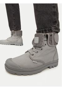 Palladium Trapery Baggy 92353-095-M Szary. Kolor: szary. Materiał: materiał #5