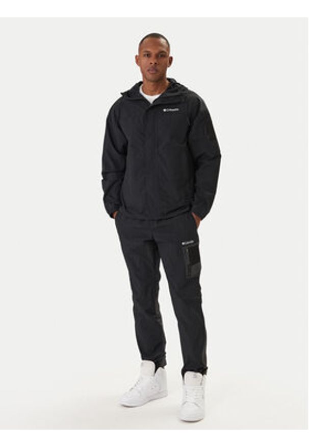 columbia - Columbia Spodnie outdoor Challenger™ 2071561 Czarny Regular Fit. Kolor: czarny. Materiał: syntetyk. Sport: outdoor