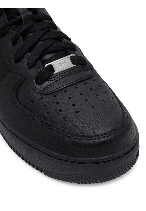 Nike - NIKE Air Force 1 '07 MID Sneakersy męskie. Okazja: na co dzień. Zapięcie: rzepy. Kolor: czarny. Materiał: guma, skóra. Szerokość cholewki: normalna. Model: Nike Air Force