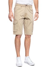 Wrangler - SPODENKI WRANGLER CARGO SHORT SAND W15DKC58N. Materiał: materiał