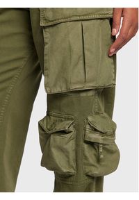 Replay Spodnie materiałowe W8019.000.10307 Zielony Regular Fit. Kolor: zielony. Materiał: bawełna #4