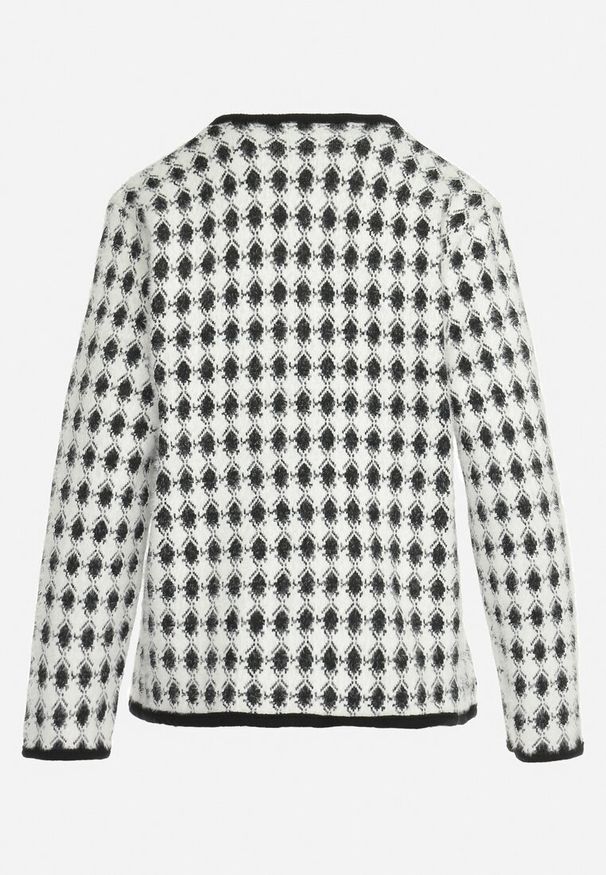 Born2be - Biały Kardigan z Wiskozy w Pepitkę z Ozdobnymi Guzikami Lasietta. Kolor: biały. Materiał: wiskoza. Wzór: aplikacja. Sezon: lato. Styl: retro