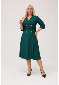Moda Size Plus Iwanek - Elegancka żakietowa sukienka Marietta w kolorze butelkowej zieleni XXL OVERSIZE. Okazja: na spotkanie biznesowe, na co dzień. Kolor: zielony. Materiał: tkanina, elastan, poliester, materiał. Typ sukienki: oversize. Styl: elegancki