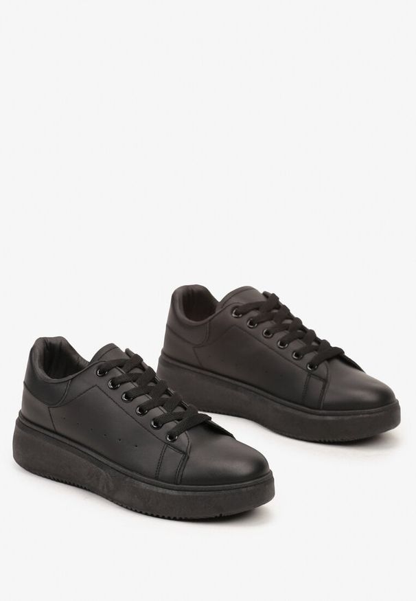 Born2be - Czarne Klasyczne Sznurowane Sneakersy na Grubej Podeszwie Tiadorae. Okazja: na co dzień, na spotkanie biznesowe. Zapięcie: sznurówki. Kolor: czarny. Materiał: jeans, bawełna