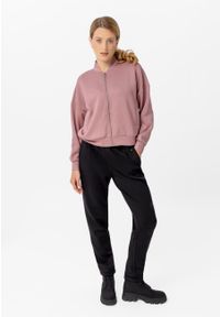 Volcano - Dresowe spodnie N-INFINI. Kolor: czarny. Materiał: dresówka. Wzór: gładki #1