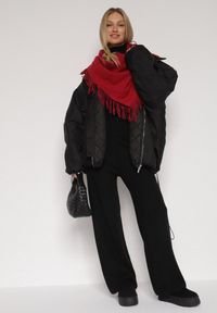 Born2be - Bordowy Trójkątny Szalik z Wiskozy i Bawełny z Frędzlami Vetirala. Okazja: na co dzień, do pracy, na spotkanie biznesowe. Kolor: czerwony. Materiał: bawełna, wiskoza. Styl: biznesowy, casual, elegancki #2