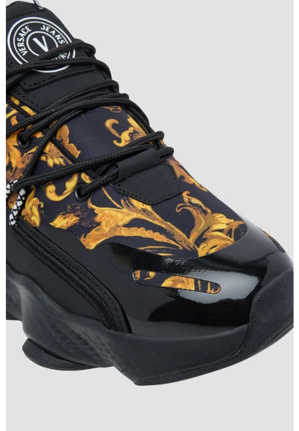 Versace Jeans Couture - VERSACE JEANS COUTURE Czarne męskie sneakersy Fondo Nomo Dis. 15, Rozmiar 45. Kolor: czarny