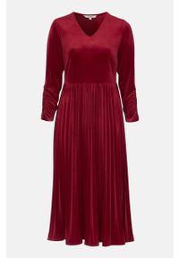 Cellbes - Plisowana sukienka z aksamitu. Typ kołnierza: dekolt w serek. Kolor: czerwony. Materiał: jersey