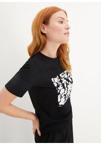 bonprix - T-shirt z kwiatowym nadrukiem. Kolor: czarny. Wzór: kwiaty, nadruk