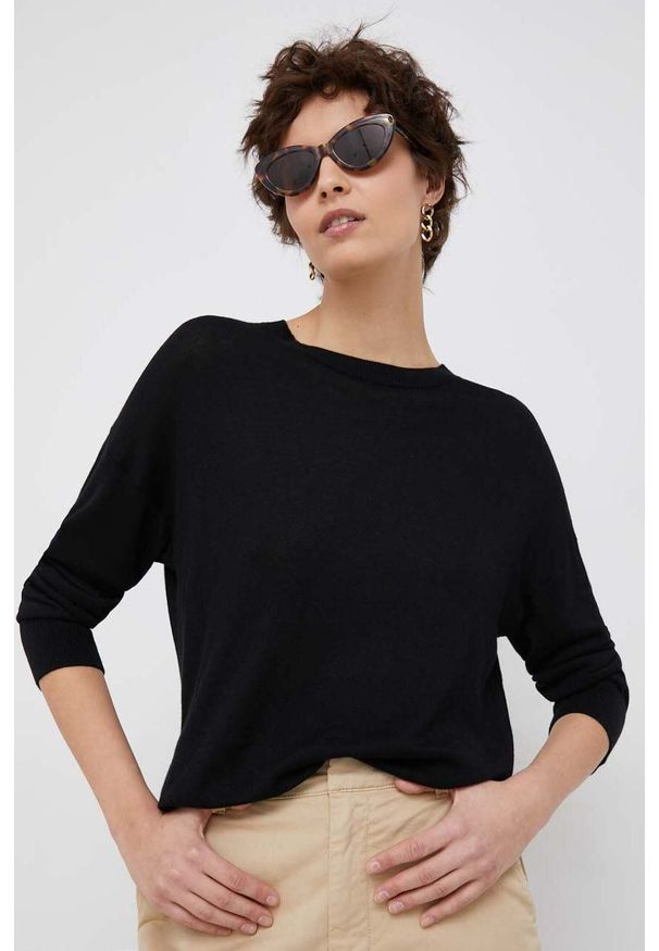 United Colors of Benetton sweter z domieszką kaszmiru kolor czarny lekki. Kolor: czarny. Materiał: kaszmir