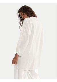 Triumph Koszulka piżamowa Summer Wear 10227228 Biały Regular Fit. Kolor: biały. Materiał: len #3