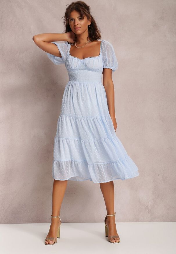 Renee - Niebieska Sukienka z Odkrytymi Plecami Nephia. Kolor: niebieski. Materiał: tkanina. Wzór: aplikacja. Sezon: wiosna, lato