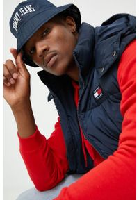 Tommy Jeans bezrękawnik puchowy męski kolor granatowy zimowy. Okazja: na co dzień. Kolor: niebieski. Materiał: puch. Długość rękawa: bez rękawów. Sezon: zima. Styl: casual #3