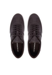 Emporio Armani Sneakersy EM003062 AF20004 U6030 Brązowy ciemny. Kolor: brązowy. Materiał: skóra #4