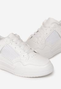 Born2be - Białe Buty Sportowe Sznurowane z Wstawkami Yolanor. Wysokość cholewki: przed kostkę. Kolor: biały. Materiał: materiał. Szerokość cholewki: normalna. Obcas: na płaskiej podeszwie #2