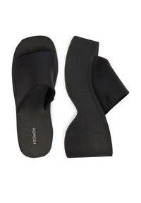 DeeZee Klapki E2485-1 Czarny. Kolor: czarny. Materiał: materiał #5