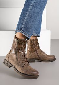 Born2be - Brązowe Botki Workery Zdobione Suwakiem i Wężowym Tłoczeniem Vemindra. Okazja: na co dzień. Kolor: brązowy. Materiał: jeans. Wzór: aplikacja. Styl: klasyczny, casual