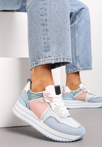 Renee - Niebieskie Sneakersy na Niskiej Platformie ze Wstawkami z Brokatu Quinnes. Okazja: na co dzień. Zapięcie: sznurówki. Kolor: niebieski. Obcas: na platformie #1