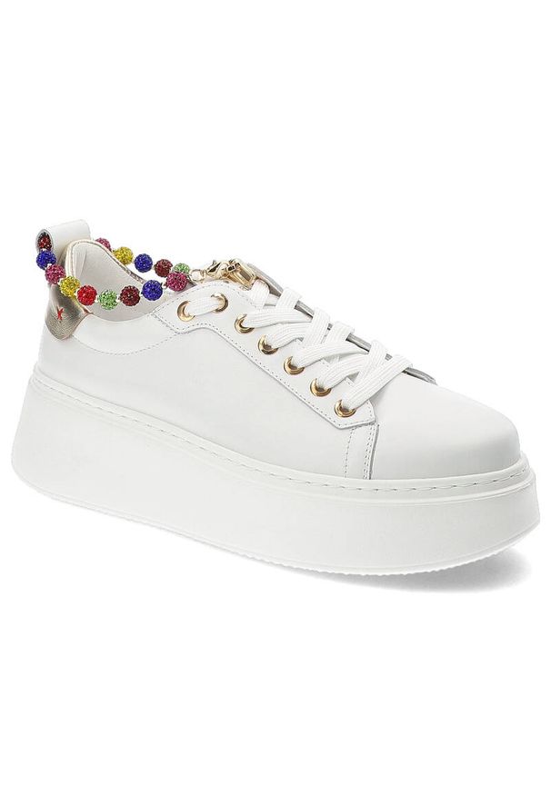 CheBello - Białe Sneakersy Chebello Wygodne Obuwie Damskie. Okazja: na co dzień. Kolor: biały. Materiał: skóra. Sezon: lato