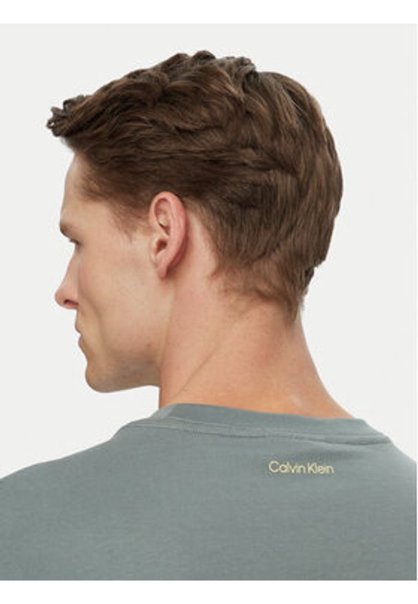 Calvin Klein Jeans T-Shirt LV04RE827G Szary Regular Fit. Kolor: szary. Materiał: bawełna