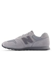 Buty unisex New Balance M3733YU – szare. Okazja: na co dzień. Kolor: szary. Materiał: guma, zamsz. Szerokość cholewki: normalna. Model: New Balance 373 #3