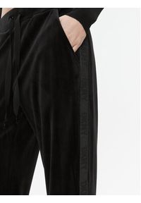 DKNY Spodnie dresowe P3MF6SIV Czarny Regular Fit. Kolor: czarny. Materiał: dresówka, syntetyk