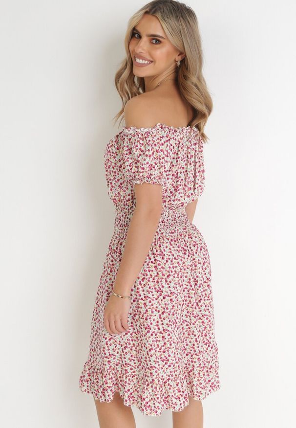 Born2be - Biało-Czerwona Sukienka Hiszpanka z Bawełny z Gumką w Pasie Viliana. Okazja: na spacer, na co dzień. Typ kołnierza: dekolt hiszpanka. Kolor: czerwony. Materiał: bawełna. Długość rękawa: krótki rękaw. Sezon: lato. Styl: casual, elegancki