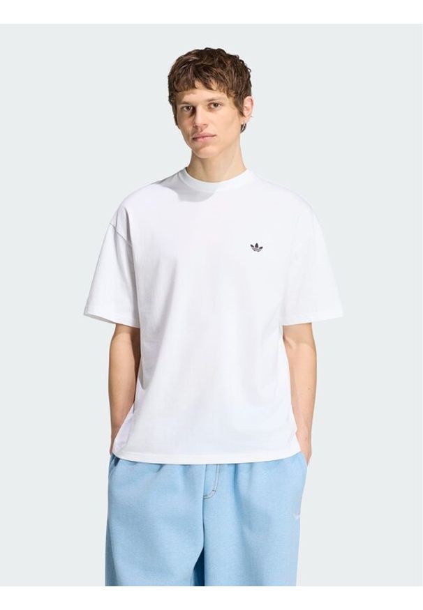 Adidas - adidas T-Shirt Trefoil Essentials LooseI A7534 Biały Regular Fit. Kolor: biały. Materiał: bawełna