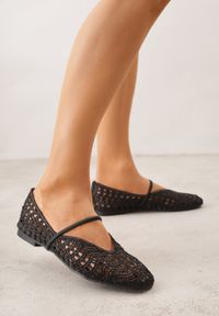 Born2be - Czarne Ażurowe Balerinki z Imitacji Plecionki z Paskiem Naeraea. Okazja: na co dzień. Zapięcie: pasek. Kolor: czarny. Materiał: len. Wzór: ażurowy. Sezon: wiosna, lato. Styl: casual, klasyczny #8