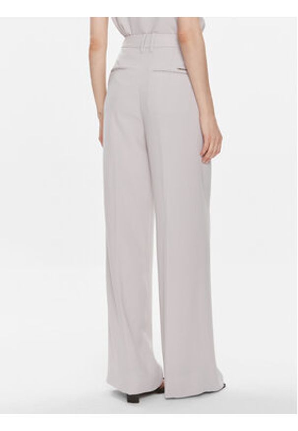 Calvin Klein Spodnie materiałowe K20K206774 Szary Wide Leg. Kolor: szary. Materiał: syntetyk