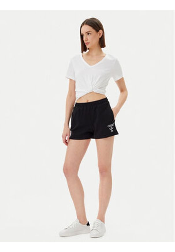 Guess Szorty sportowe V5GD19 KC3D2 Czarny Relaxed Fit. Kolor: czarny. Materiał: syntetyk, bawełna