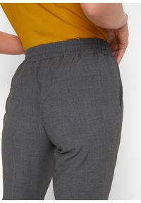 bonprix - Spodnie z gumką w talii i zakładkami. Kolor: szary. Długość: długie #3