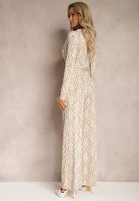 Renee - Beżowy Kopertowy Kombinezon z Paskiem w Talii i Ozdobnym Wzorem Mirannda. Kolor: beżowy. Materiał: materiał. Wzór: aplikacja. Styl: elegancki