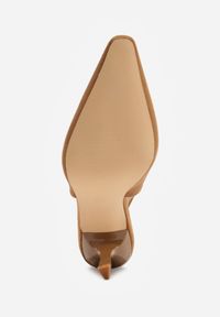 Renee - Brązowe Szpilki VICES Slingback Ozdobione Cyrkoniami na Obcasie Laodele. Okazja: na randkę, na imprezę. Zapięcie: sprzączka. Kolor: brązowy. Wzór: aplikacja. Obcas: na obcasie. Styl: elegancki. Wysokość obcasa: średni #5