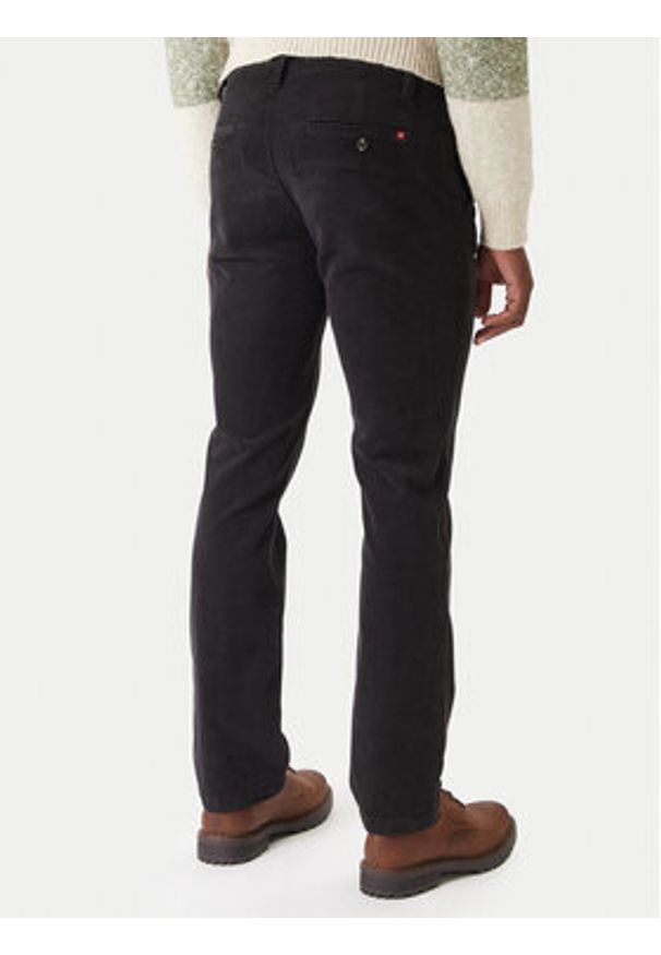 Mustang Spodnie materiałowe Tramper 1016829 Czarny Straight Fit. Kolor: czarny. Materiał: sztruks