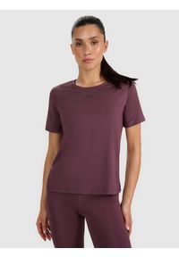 4f - 4F Koszulka treningowa regular szybkoschnąca damska - brązowa XS. Kolor: brązowy. Materiał: poliester, włókno, materiał, elastan. Długość rękawa: krótki rękaw. Długość: krótkie. Wzór: gładki, ze splotem. Sport: fitness #1