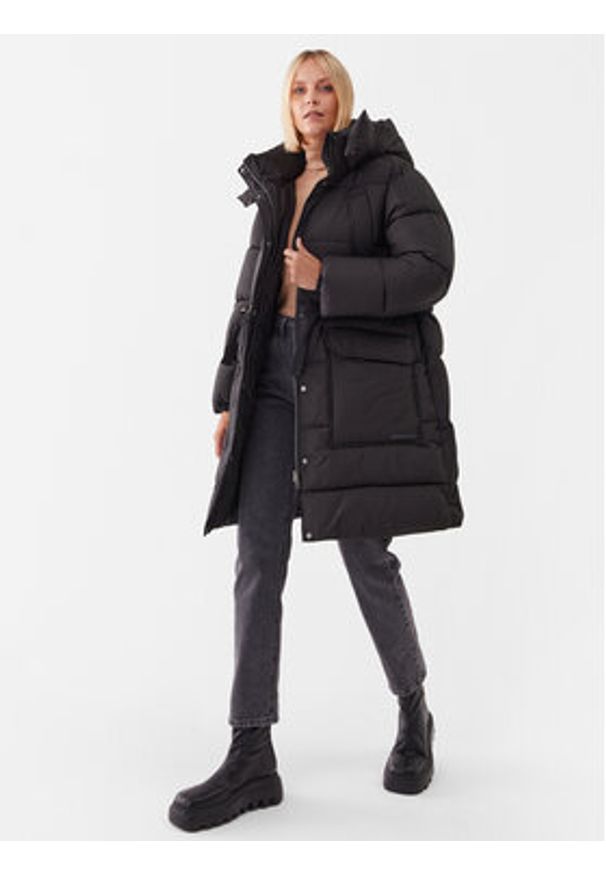 Didriksons Kurtka zimowa Rind 504276 Czarny Oversize. Kolor: czarny. Materiał: syntetyk. Sezon: zima
