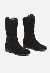 Born2be - Czarne Kozaki Kowbojki na Płaskiej Podeszwie Ozdobione Tłoczeniem Niathalie. Okazja: na uczelnię. Kolor: czarny. Materiał: jeans. Wzór: aplikacja. Styl: klasyczny, młodzieżowy