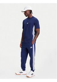 Adidas - adidas Spodnie dresowe Essentials 3-Stripes JD1859 Niebieski Regular Fit. Kolor: niebieski. Materiał: syntetyk #3