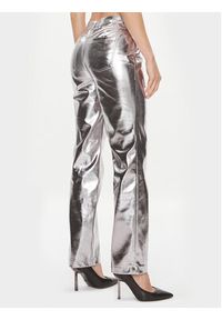Guess Spodnie z imitacji skóry W4RB33 WFWP0 Srebrny Regular Fit. Kolor: srebrny. Materiał: skóra #2
