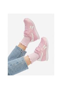Sneakersy Reebok. Kolor: różowy #1
