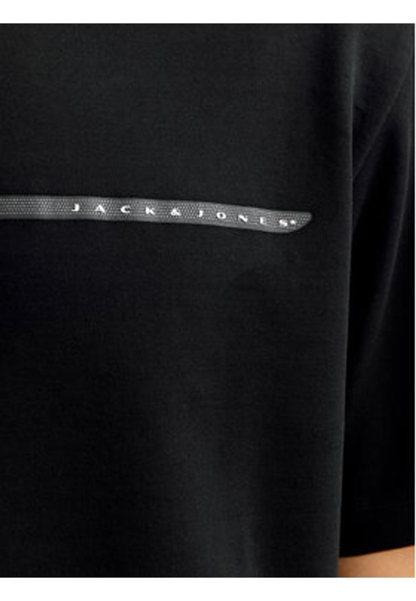 Jack & Jones - Jack&Jones T-Shirt Fusion 12273120 Czarny Regular Fit. Kolor: czarny. Materiał: bawełna