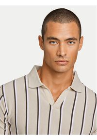 Lindbergh Polo 30-404259 Beżowy Slim Fit. Typ kołnierza: polo. Kolor: beżowy. Materiał: bawełna #7
